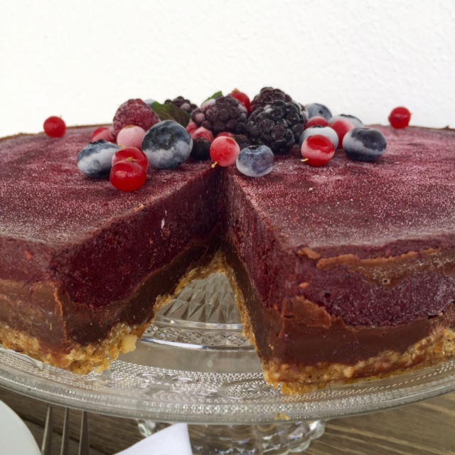 Schokoladen-Acai-Cheesecake - NaturallyGood